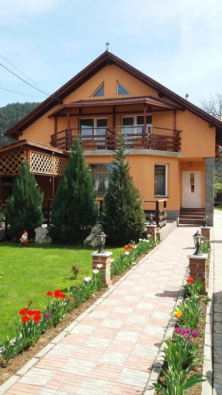 Pensiunea Cold Mountains Rîşnov Ngoại thất bức ảnh